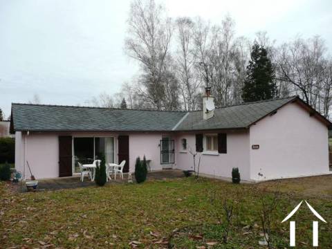 PAVILLON MODERNE DE TROIS CHAMBRES  