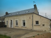 Built in the classic style using tuffeau limestone and ardoise slate for the roof, this property dates from the early 1900s. It has been renovated by well known local artisans to a high standard and provides excellent modern but characterful living accommodation.