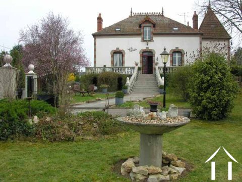 Maison de famille ou commerce