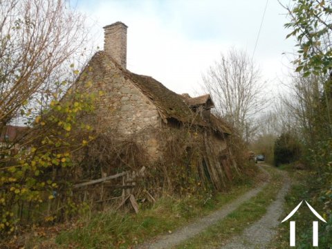 10 km d'AUTUN