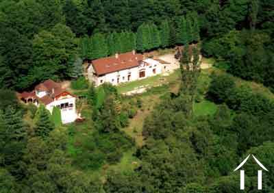 Complexe de 3 maisons