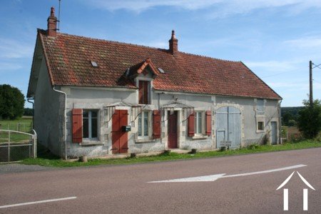 Maison de village en pierre 