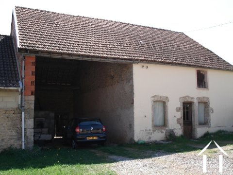 Maison et grange à rénover