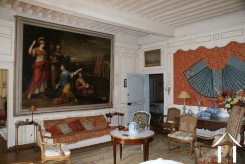 Bourgeois living room
