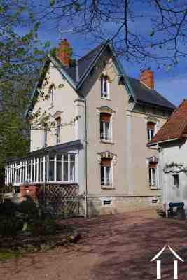 Propriété de caractère à quelques minutes de Beaune