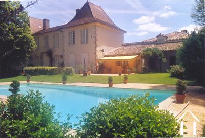Château A Vendre Près de Issigeac
