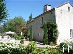 Maison de caractère A Vendre Près de Eymet