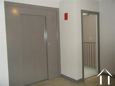 hall entrance with elevator