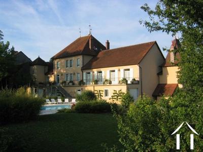 Maison de ville luxueuse de caractère
