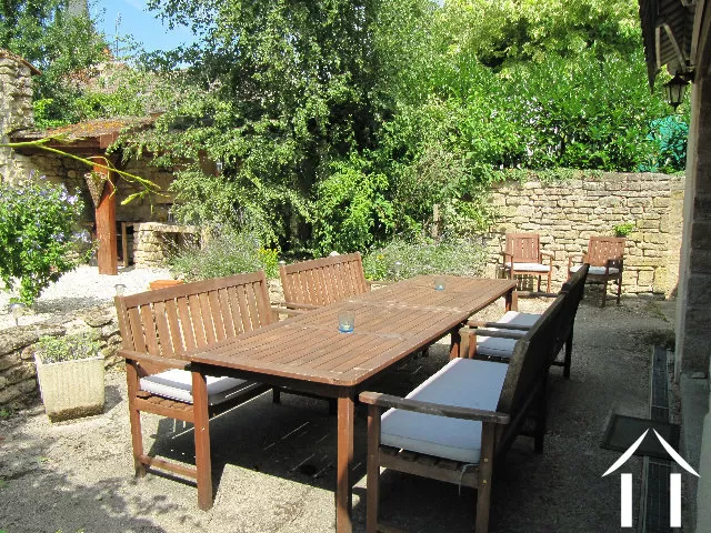 Maison de bourg à vendre tonnerre, bourgogne, PW3186B Image - 13