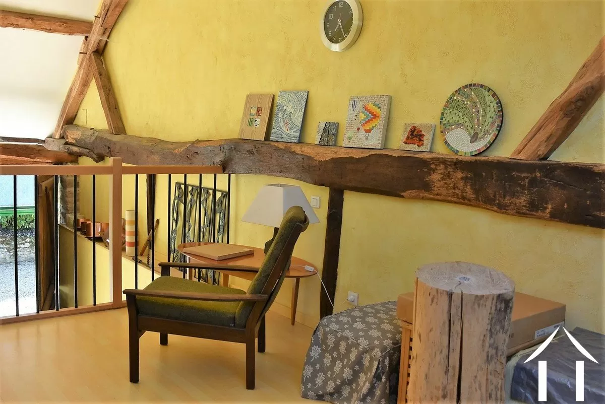 mezzanine dans la grange idéale pour artiste