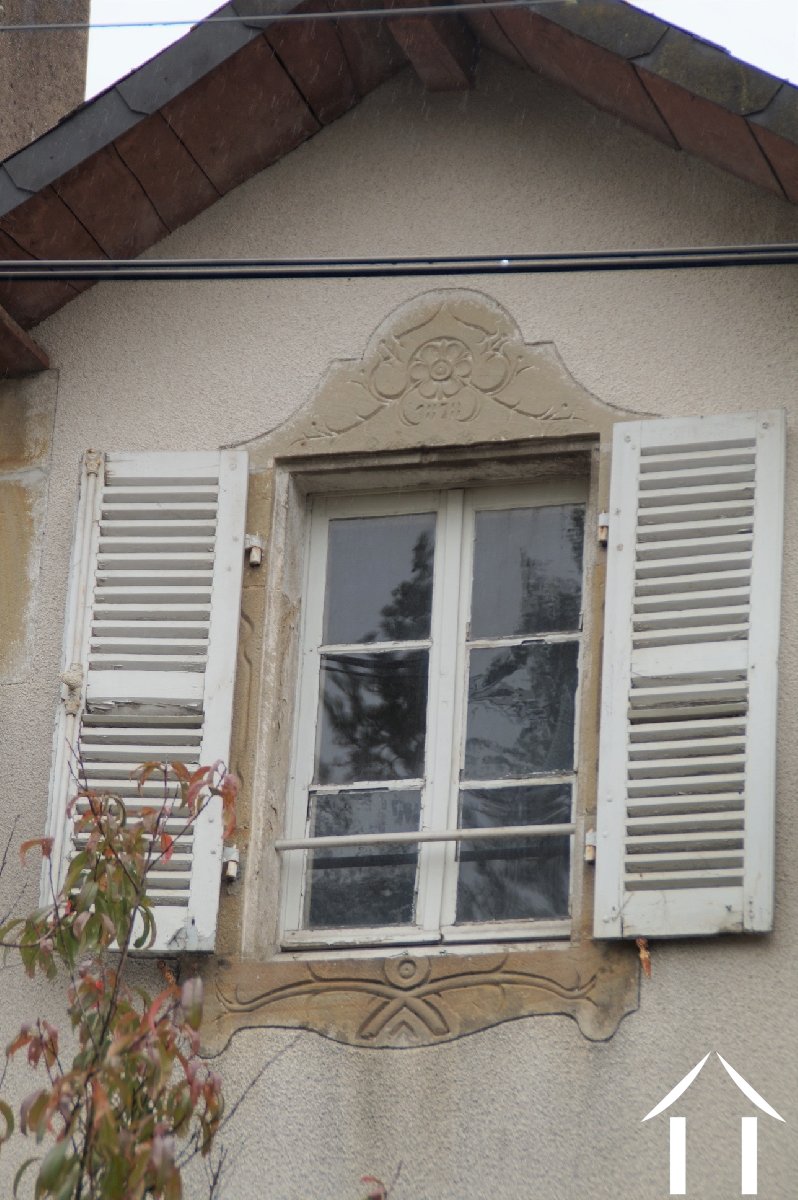 Maison de ville de 1878 à Luzy