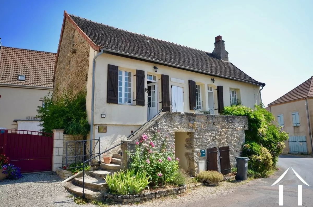 Maison de bourg à vendre paris l hopital, bourgogne, BH5182V Image - 17