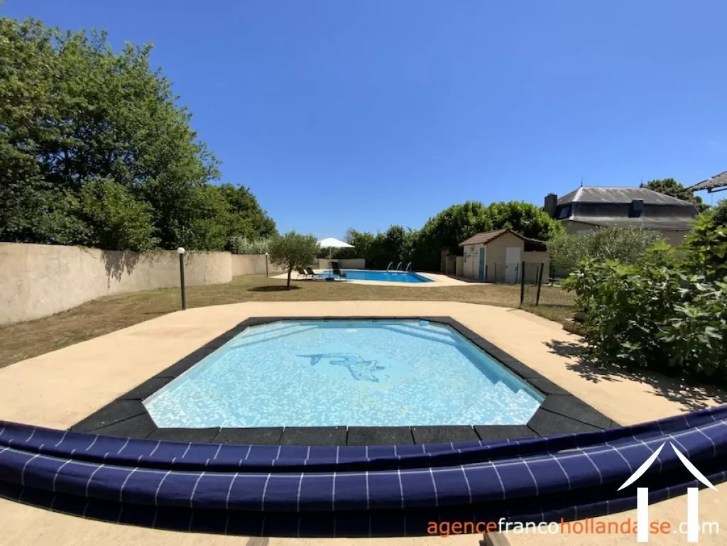 Maison à vendre , Li1002 Image - 29