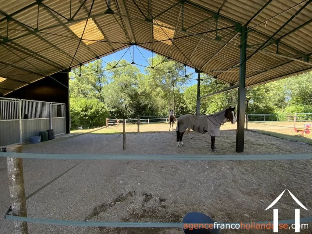 Maison à vendre , Li1002 Image - 35