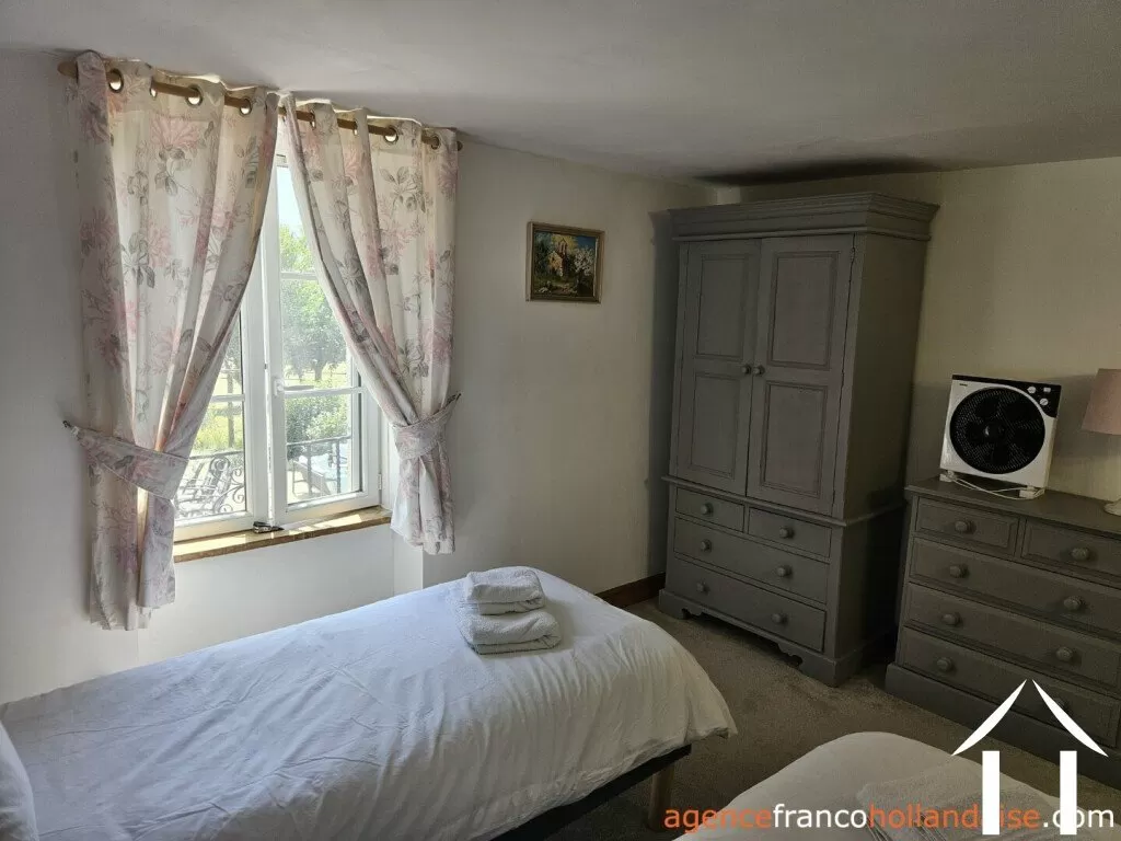 Maison à vendre chalus, auvergne, Li1010 Image - 7