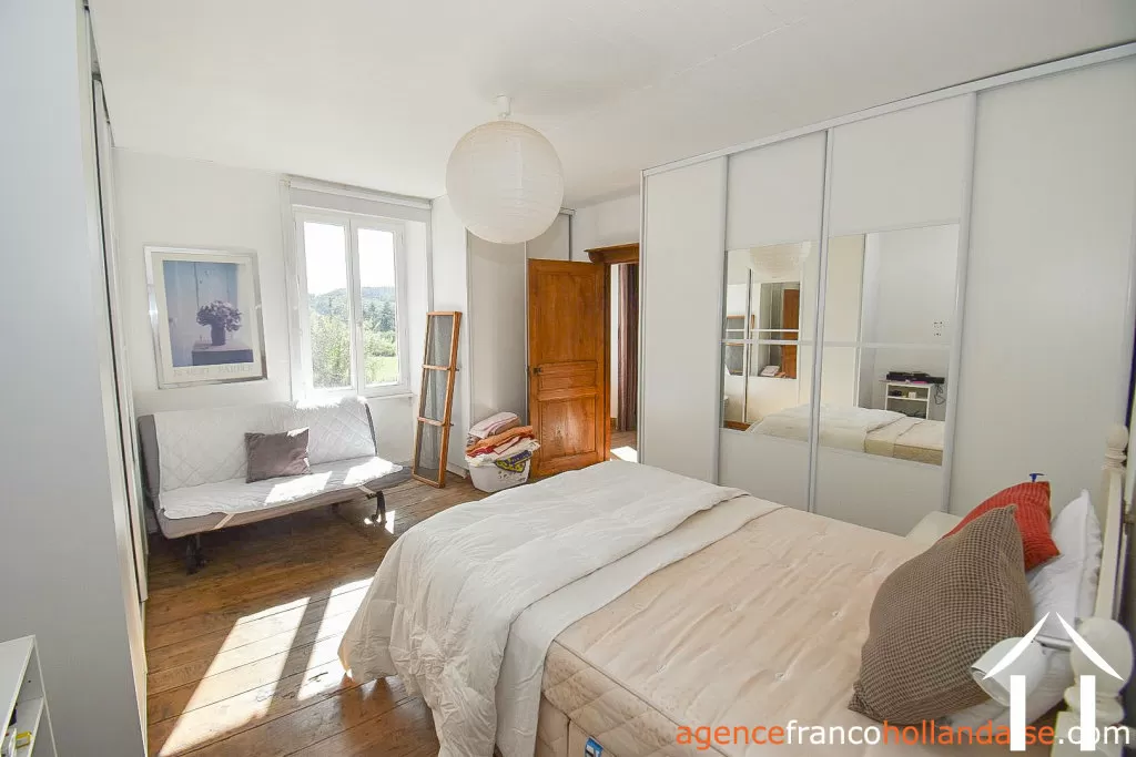 Maison à vendre neuvic entier, limousin, Li1012 Image - 12