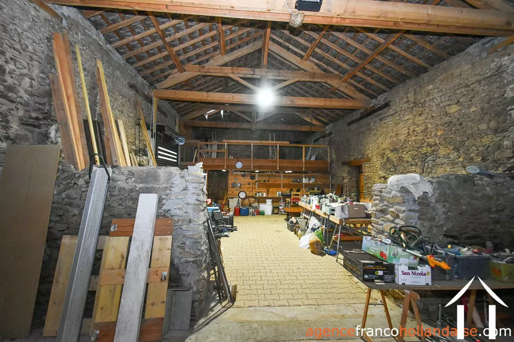 Maison à vendre neuvic entier, limousin, Li1012 Image - 49