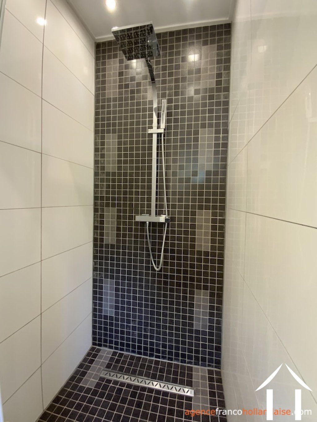 Maison à vendre anlhiac, aquitaine, Li1015 Image - 11