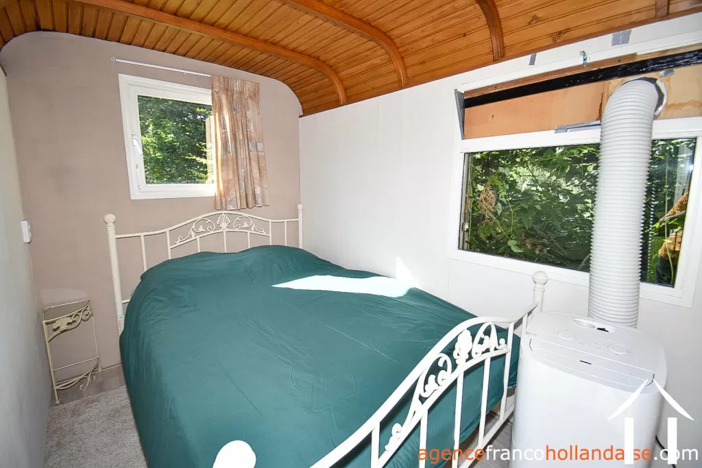 Maison à vendre st germain les belles, limousin, Li1018 Image - 27