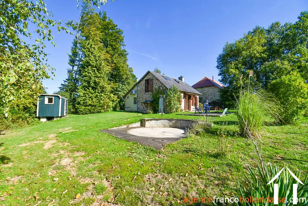 Maison à vendre st germain les belles, limousin, Li1018 Image - 22