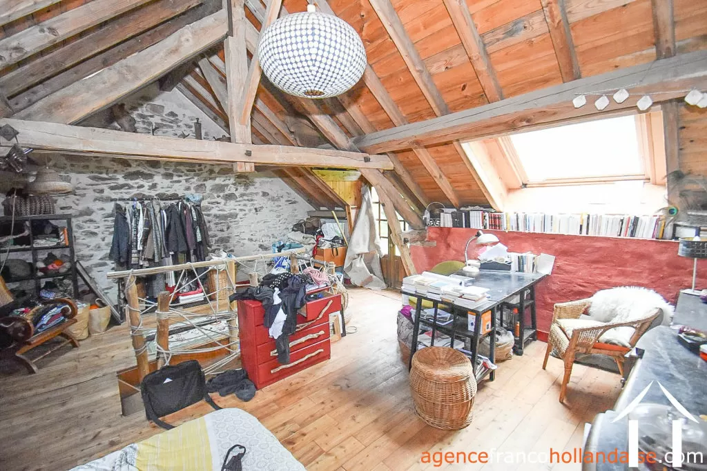 Maison avec gite à vendre chateauneuf la foret, limousin, Li1025 Image - 7