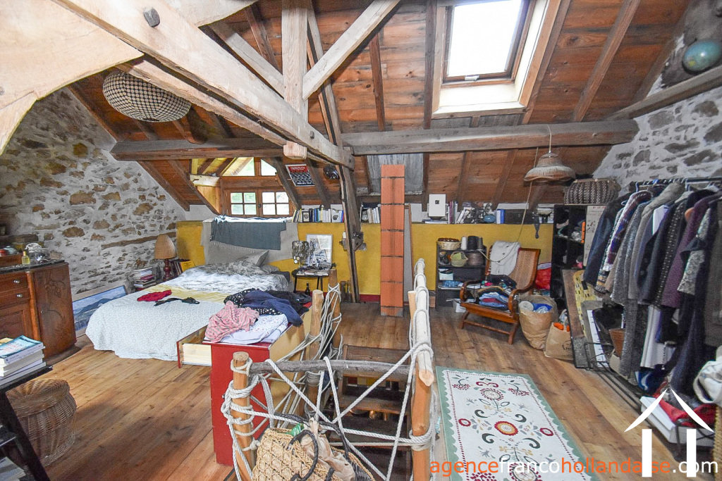 Maison avec gite à vendre chateauneuf la foret, limousin, Li1025 Image - 8