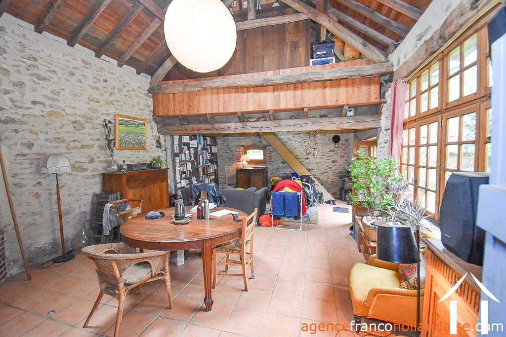 Maison avec gite à vendre chateauneuf la foret, limousin, Li1025 Image - 3