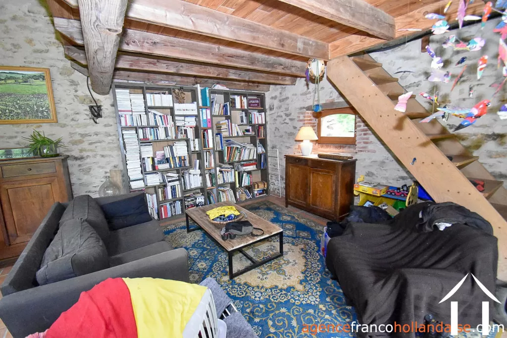 Maison avec gite à vendre chateauneuf la foret, limousin, Li1025 Image - 4