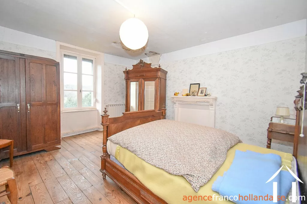 Maison avec gite à vendre neuvic entier, limousin, Li1027 Image - 22