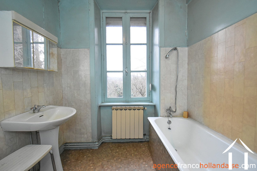 Maison avec gite à vendre neuvic entier, limousin, Li1027 Image - 35