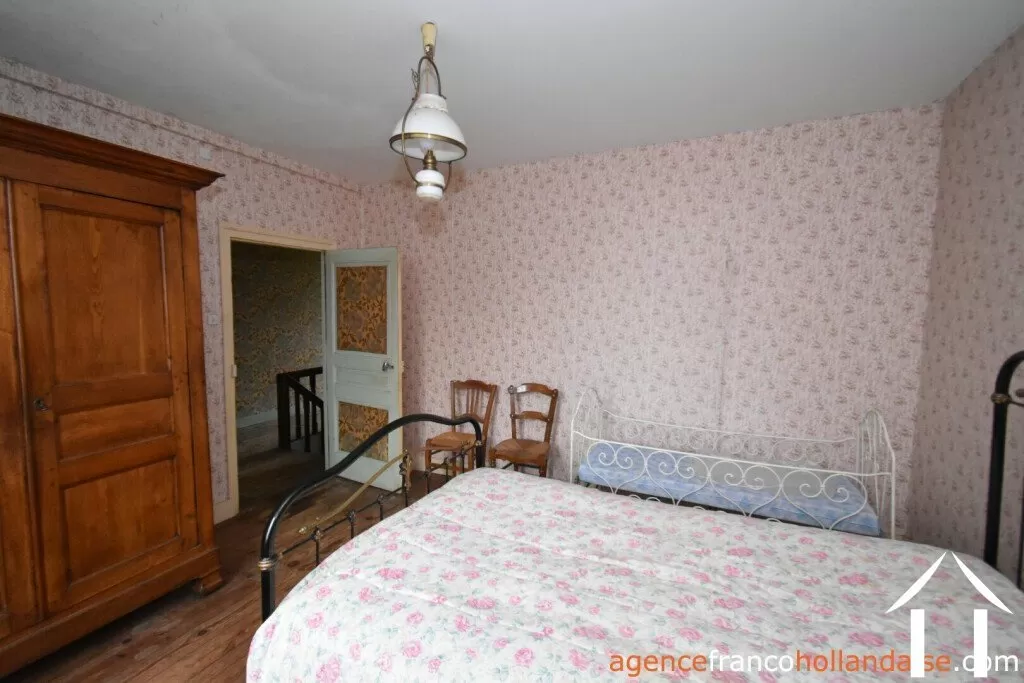 Maison avec gite à vendre neuvic entier, limousin, Li1027 Image - 16