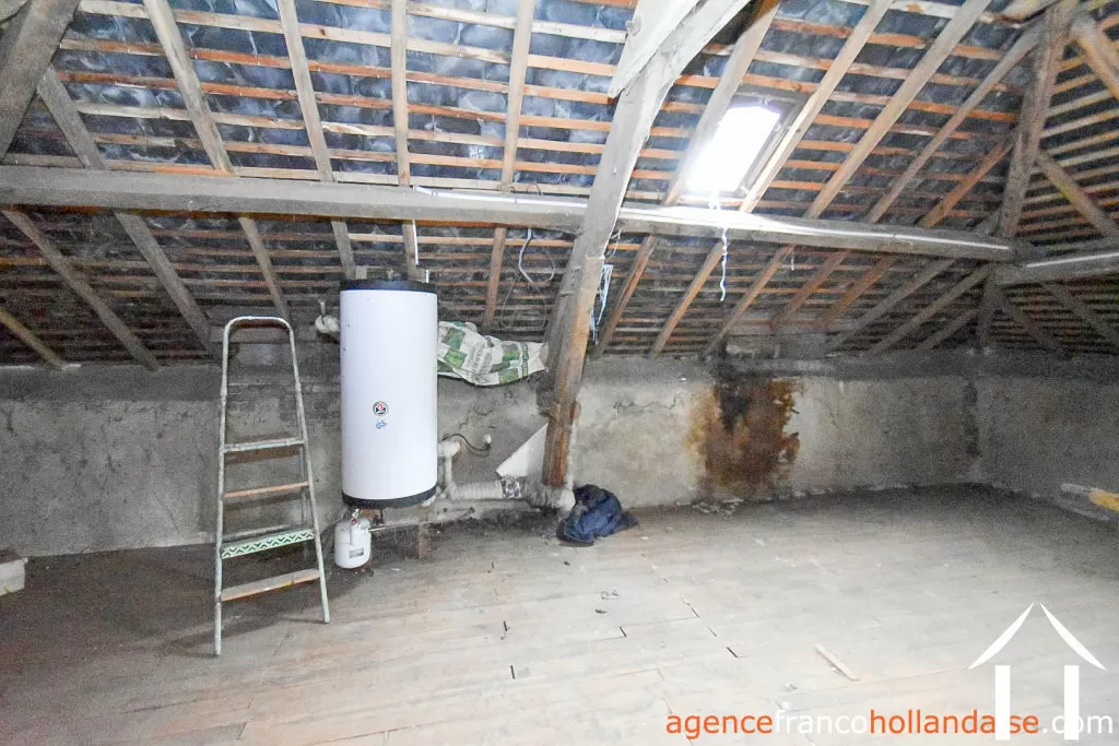 Maison avec gite à vendre neuvic entier, limousin, Li1027 Image - 24