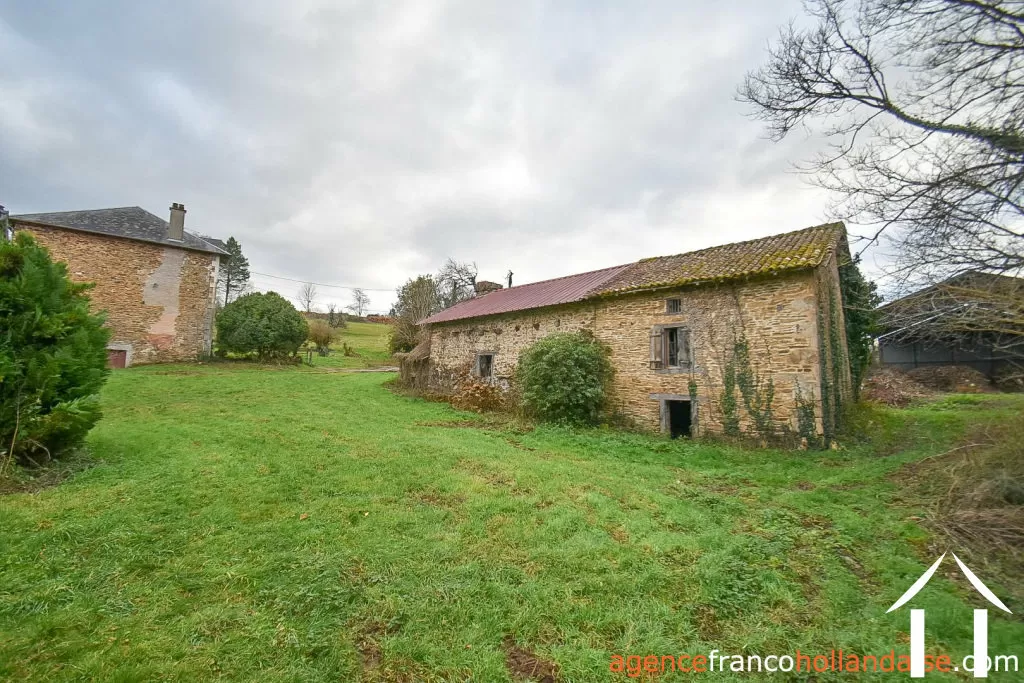 Maison avec gite à vendre neuvic entier, limousin, Li1027 Image - 37