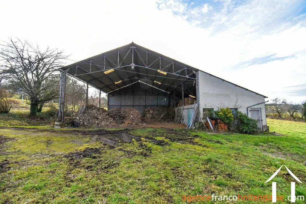 Maison avec gite à vendre neuvic entier, limousin, Li1027 Image - 86