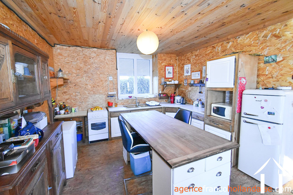 Maison avec gite à vendre chamberet, limousin, Li1029 Image - 14