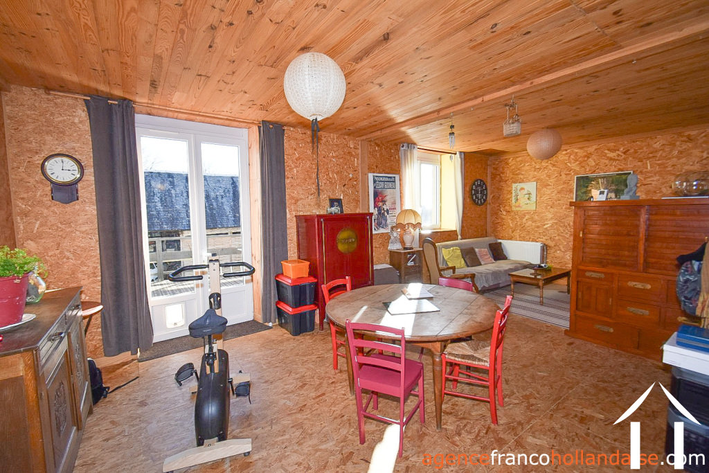 Maison avec gite à vendre chamberet, limousin, Li1029 Image - 16