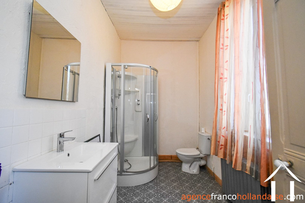 Maison avec gite à vendre chamberet, limousin, Li1029 Image - 11