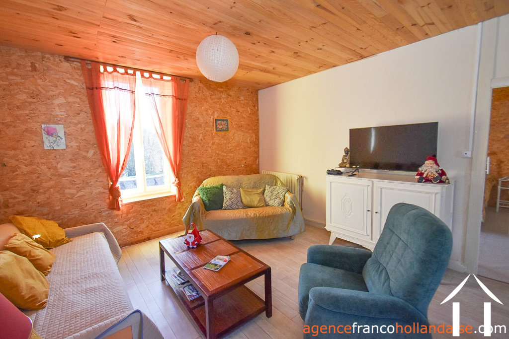 Maison avec gite à vendre chamberet, limousin, Li1029 Image - 4