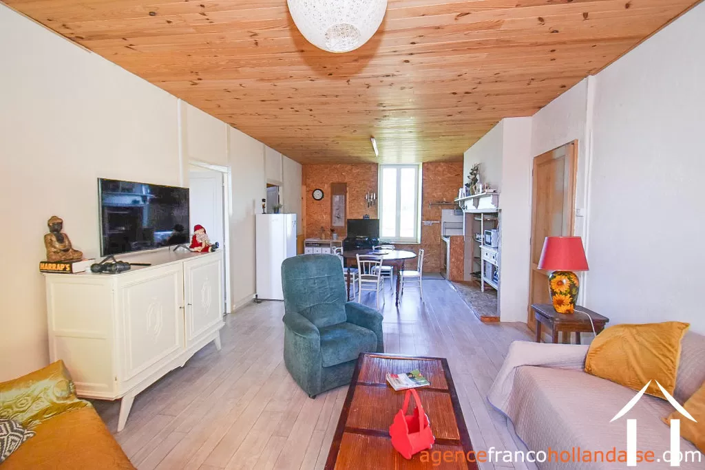 Maison à vendre , Li1029 Image - 5