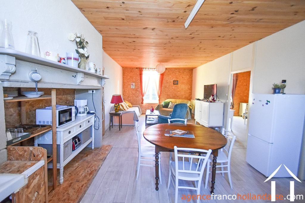 Maison avec gite à vendre chamberet, limousin, Li1029 Image - 6