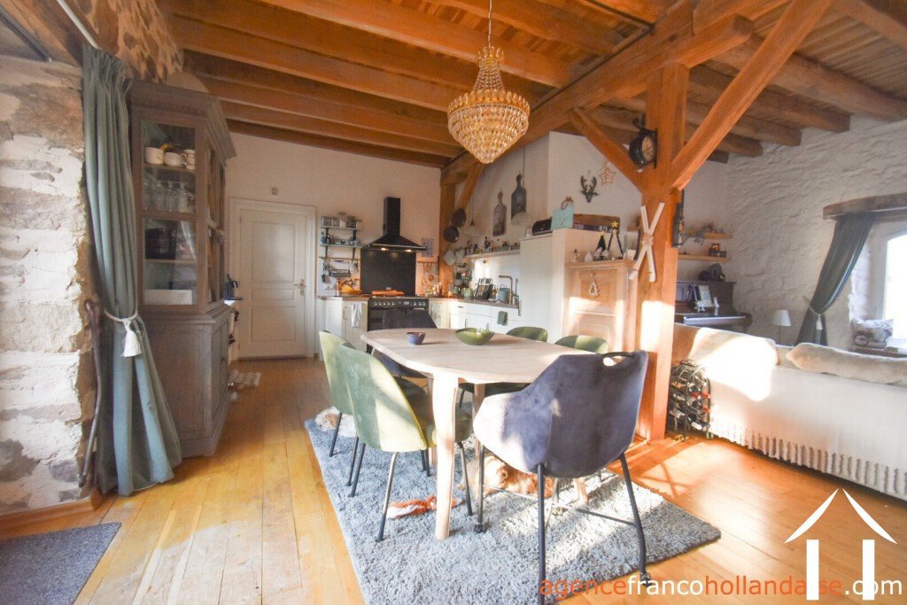 Maison à vendre chateau chervix, limousin, Li1032 Image - 7