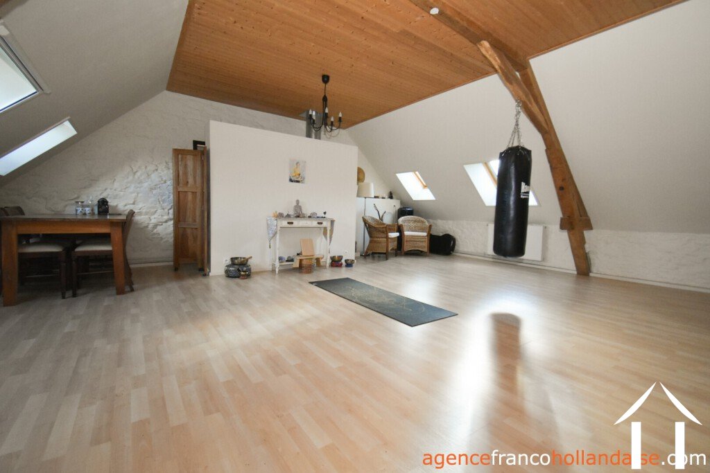 Maison à vendre chateau chervix, limousin, Li1032 Image - 21