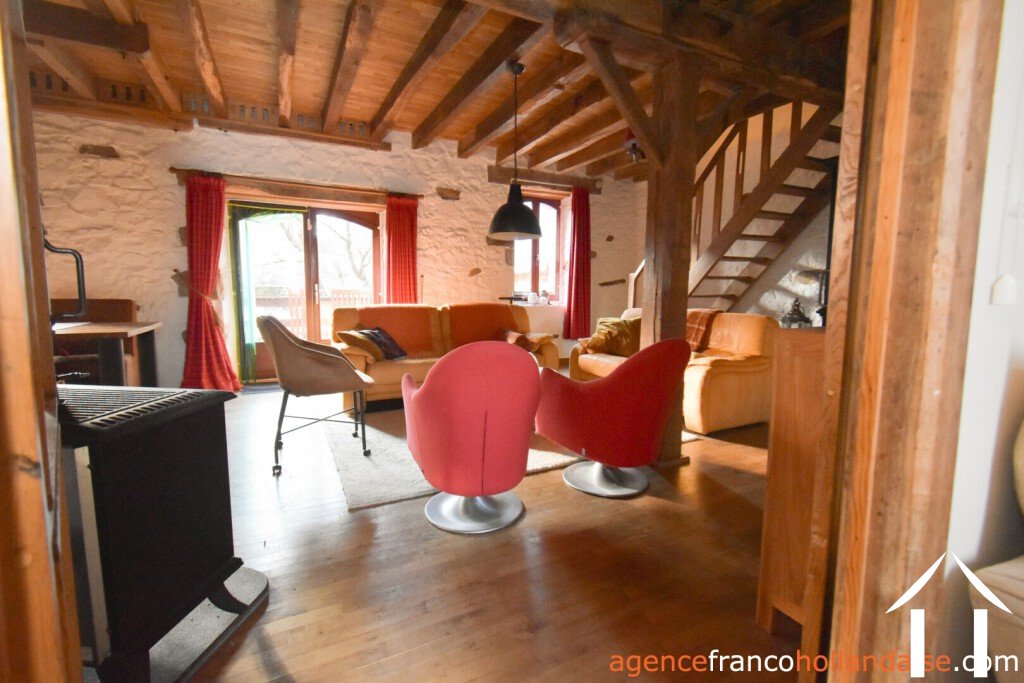 Maison à vendre chateau chervix, limousin, Li1032 Image - 28
