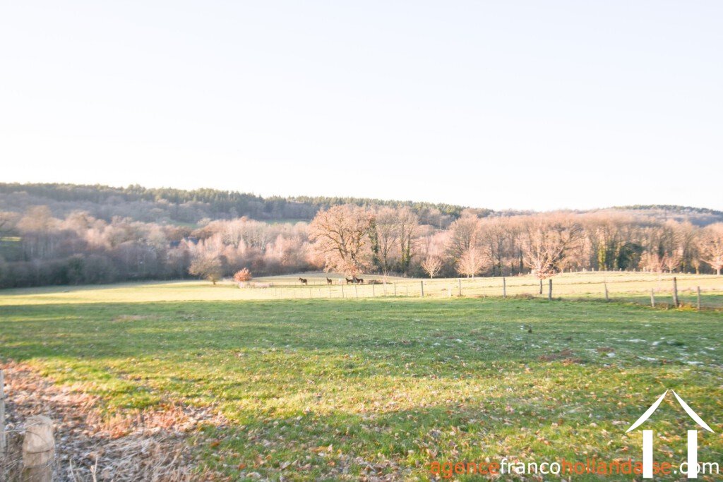 Maison à vendre chateau chervix, limousin, Li1032 Image - 60