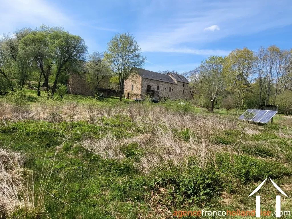 Maison à vendre chateau chervix, limousin, Li1032 Image - 47