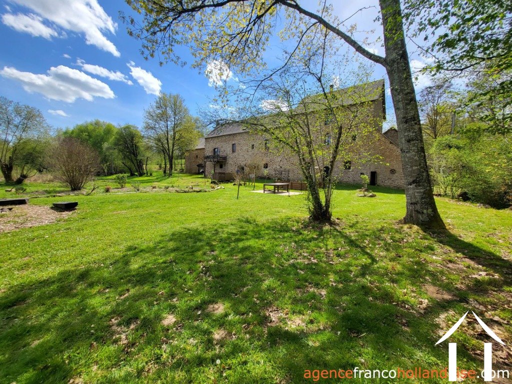Maison à vendre chateau chervix, limousin, Li1032 Image - 2