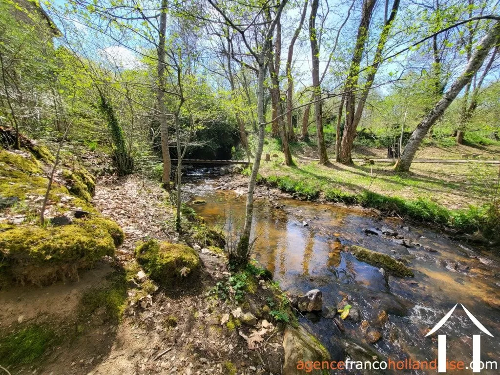 Maison à vendre chateau chervix, limousin, Li1032 Image - 85