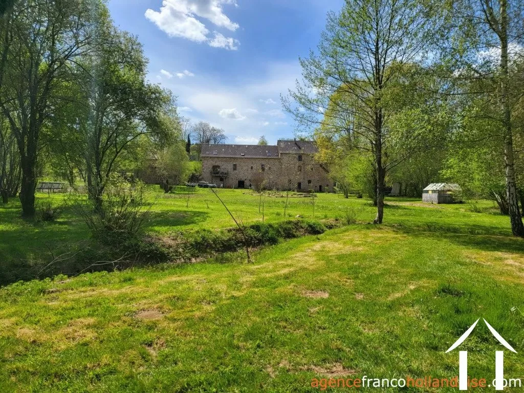 Maison à vendre chateau chervix, limousin, Li1032 Image - 66