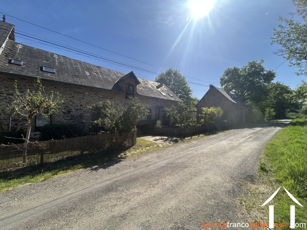 Maison à vendre chateau chervix, limousin, Li1032 Image - 40